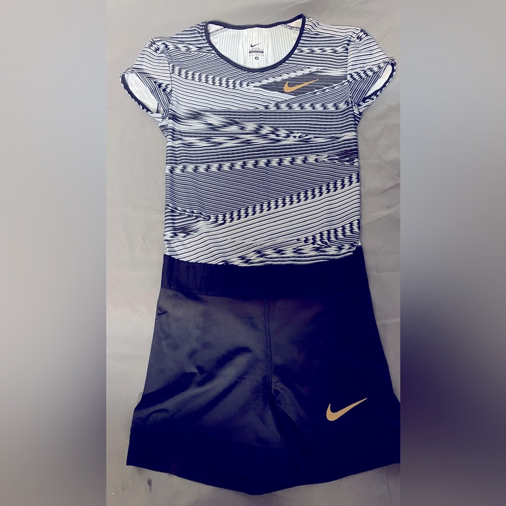 NWOT Ladies Nike One Piece Shorts Jumper